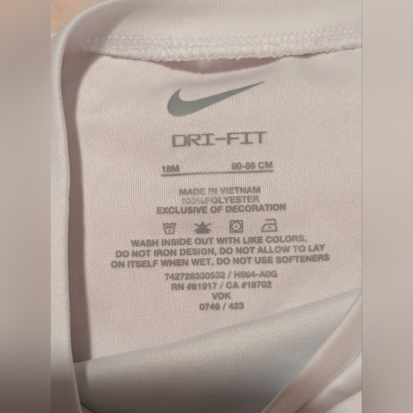 Nike Dry Fit White and Coral Set - Picture 3 of 7